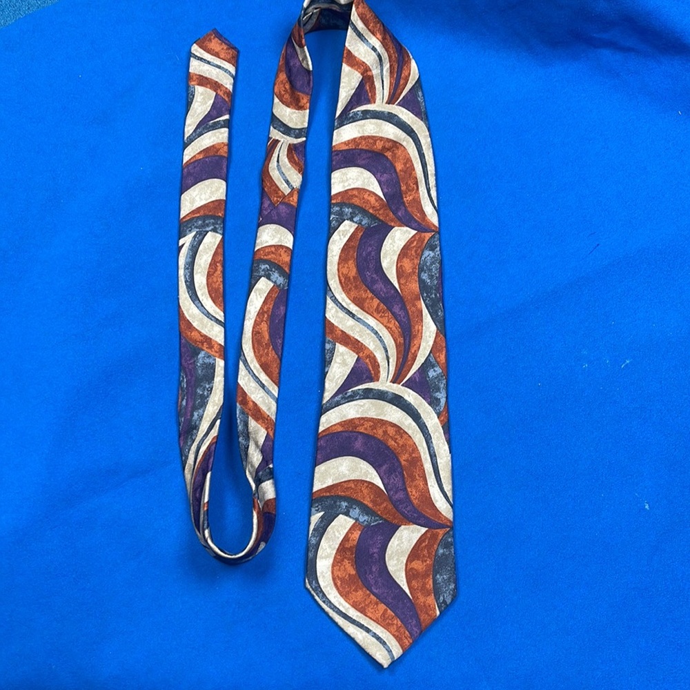 Stefano Milano silk tie